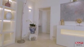 Billie Star Is Wet And Horny