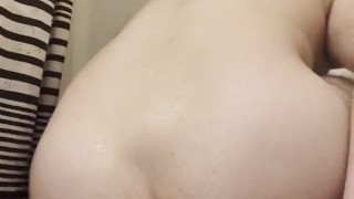 help me play with myself