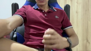 Huge load and lot of frecum. (Pov handjob)