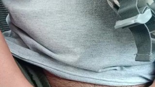 Napa Jakol sa bus si Yokel dahil sa libog