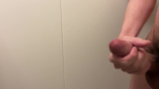 巨根チンポの大きさ計測