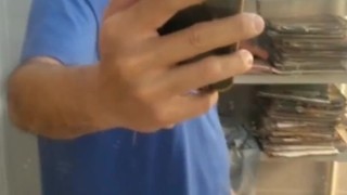 ME MASTURBO ENFRENTE DE TI