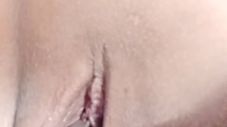 Fuck, gusto na magpakantot. Tigang na tigang.. pipino fuck for dalagang pinay