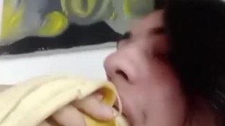 Que rica banana, me la imagine como pija