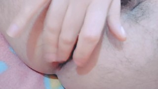Fingering my ass, getting prepare for a fuck!