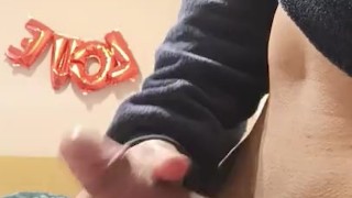 Chico masturbándose ricoo 🍆🤤