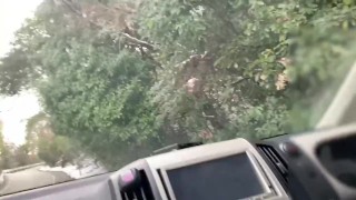 【車内】普通の道路でオナニー