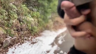 【野外オナニー】誰かに見られそうになる中の興奮するオナニー