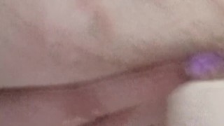 en panty juega y chupa sus grandes tetas