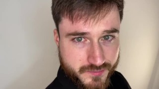 Straight bouncer mindfucked to be gay