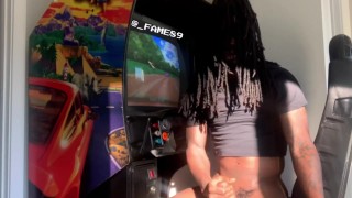 KingFame stroking on Arcade Game