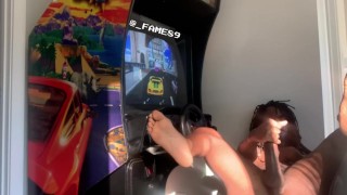 KingFame stroking on Arcade Game