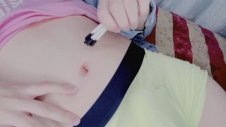 boy tries to enlarge his belly button by cotton swabs!