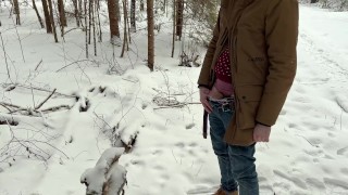 ASMR power pissing with pulsating urine in winter forest. Outdoor watersports
