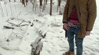 ASMR power pissing with pulsating urine in winter forest. Outdoor watersports