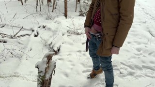 ASMR power pissing with pulsating urine in winter forest. Outdoor watersports