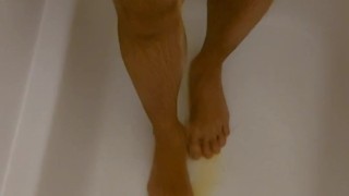 oops I'm peeing on my feet (straight)