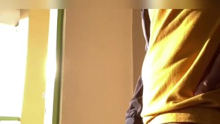 Jakol muna habang wala pa mga katrabaho