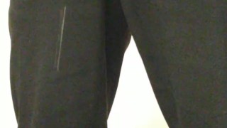 【盗撮風】会社のトイレでおしっこする元サッカー部男子