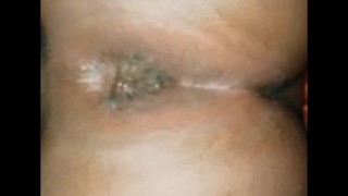 Abriendo mi culo con mis dedos