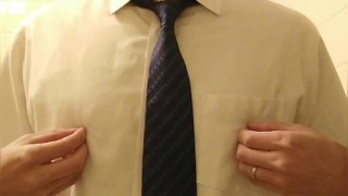 【元サッカー部の既婚男子】風呂場で大好きな乳首を触りながら大量射精