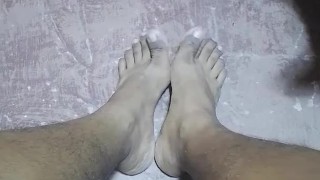 👌soy hombre soltero gordo robusto alguna pareja o chica les gusta mis pies👌