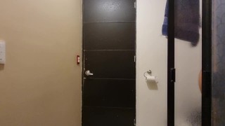 I take a shower and I come with a lot of milk - elFlaco