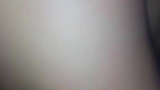 تنتسناه تكيطلع لسطح وتنلحق عليه نبقا نوريه طرف🍑تا دخلني وهو هايج لدار حواني ،مغربية قحبة مع جارها🔥