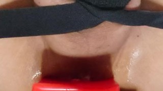 極太プラグ　飲み込めました 局部アップ