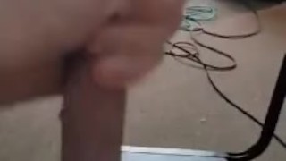 Gamer loses control of his creamy cock