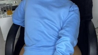 I Caress my pussy and my asshole 🍑😘🧡