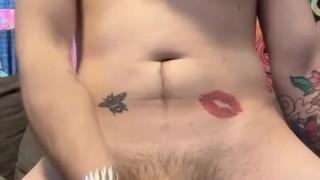 Hot and bothered masturbating on the couch until amazing come shot