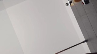 Je m'ouvre le cul comme une salope !