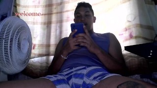 Delicioso chico sano aficionado