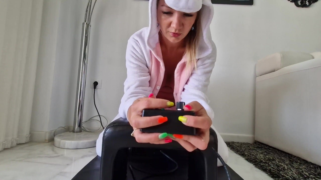 Unicorn Rides on a Sybian Sex Machine until gets Two Orgasms in a row