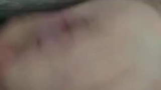 Ursão peludo de pau grosso batendo uma gozando legal