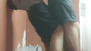 Anal en el vestuario durante vacaciones