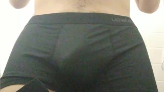 【元サッカー部男子】声を押し殺しながら乳首と亀頭を愛撫して射精