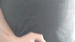 Grosse masturbation de ma petite bite asiatique