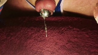 caged cum V