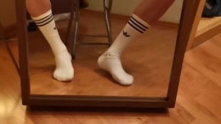 Got hot with my socks and masturbate utill comming