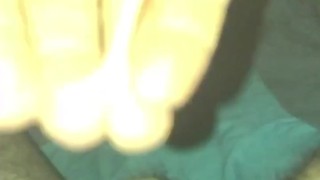 Me masturbo rico luego de llegar de la universidad