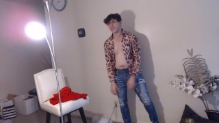 Maolo's Accounting Office has Orgies! Follow!