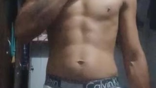 Quieres que te llene de leche GREG 😋