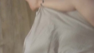 Sexy Horny Milf Lifts Up Her Dress and Let's Me Stoke My Cock While She Plays Fortnite
