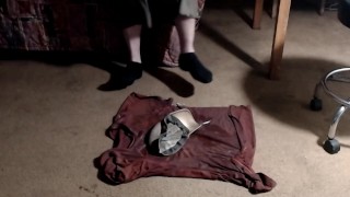 Piss washing clothes