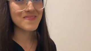 Me aprovecho de ESTUDIANTE DE ENFERMERIA ( REAL)