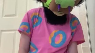 Furry fucks self with horse dildo : Chuckles Shep