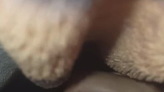 Me masturbo debajo de las cobijas para que no me vean