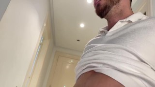 Macrophilia - giant landlord shrinks and eats you vore